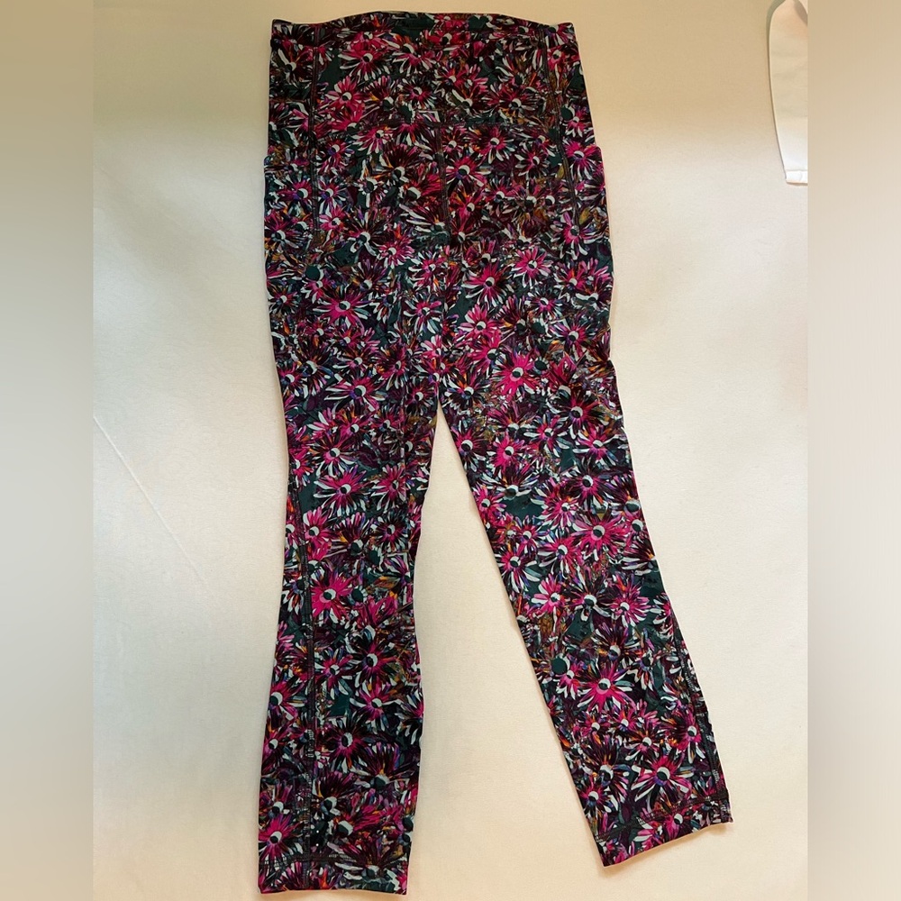 Lululemon Base Pace high rise running tight 25”